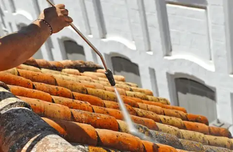 Nettoyage de toitures - Saint-Brès